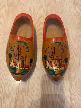 True Dutch Wooden Clogs in Orange and Red- Hand painted